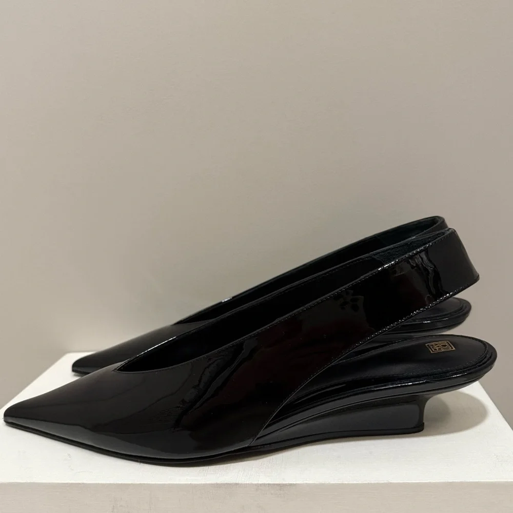 Toteme Wedge Slingback, 40, Black